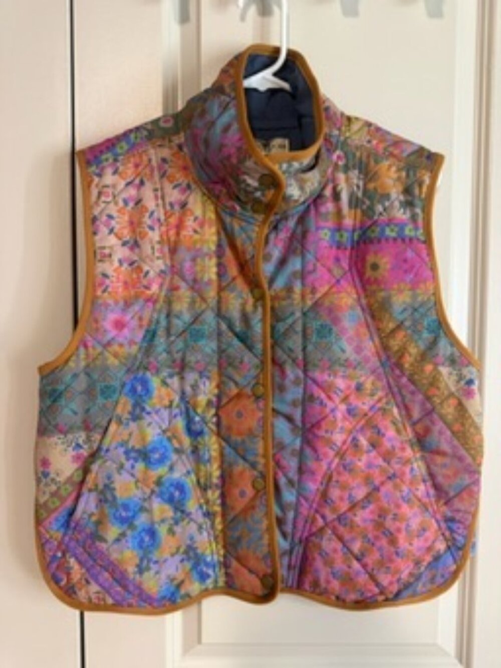 Natural Life Reversible Quilted Puffer Vest – Patchwork Floral – XS/S – NWT